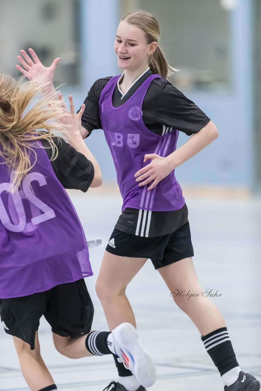 Bild 117 - wCJ NFV Futsalturnier